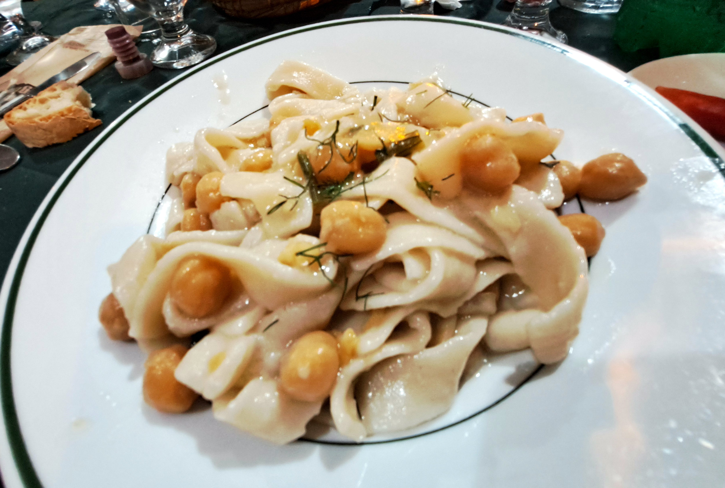 Lagane e ceci alla cosentina